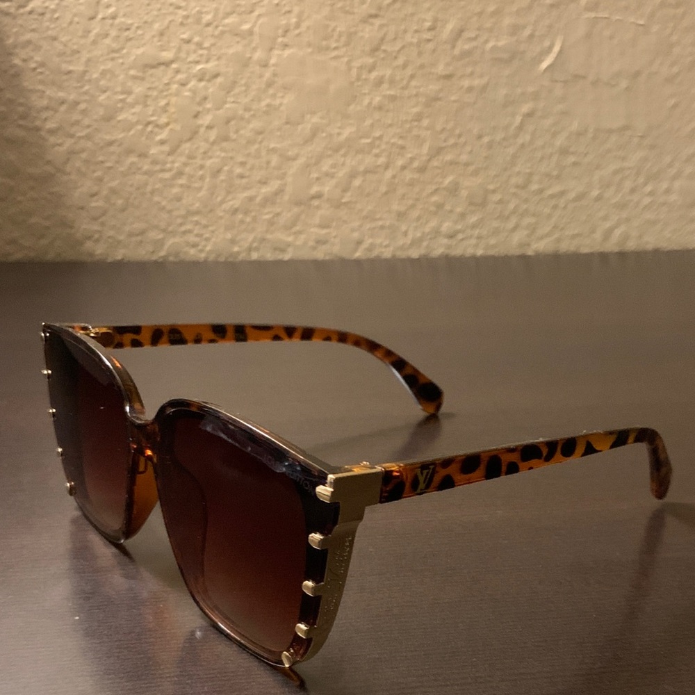 Louis Vuitton Tortoise Shell Sunglasses